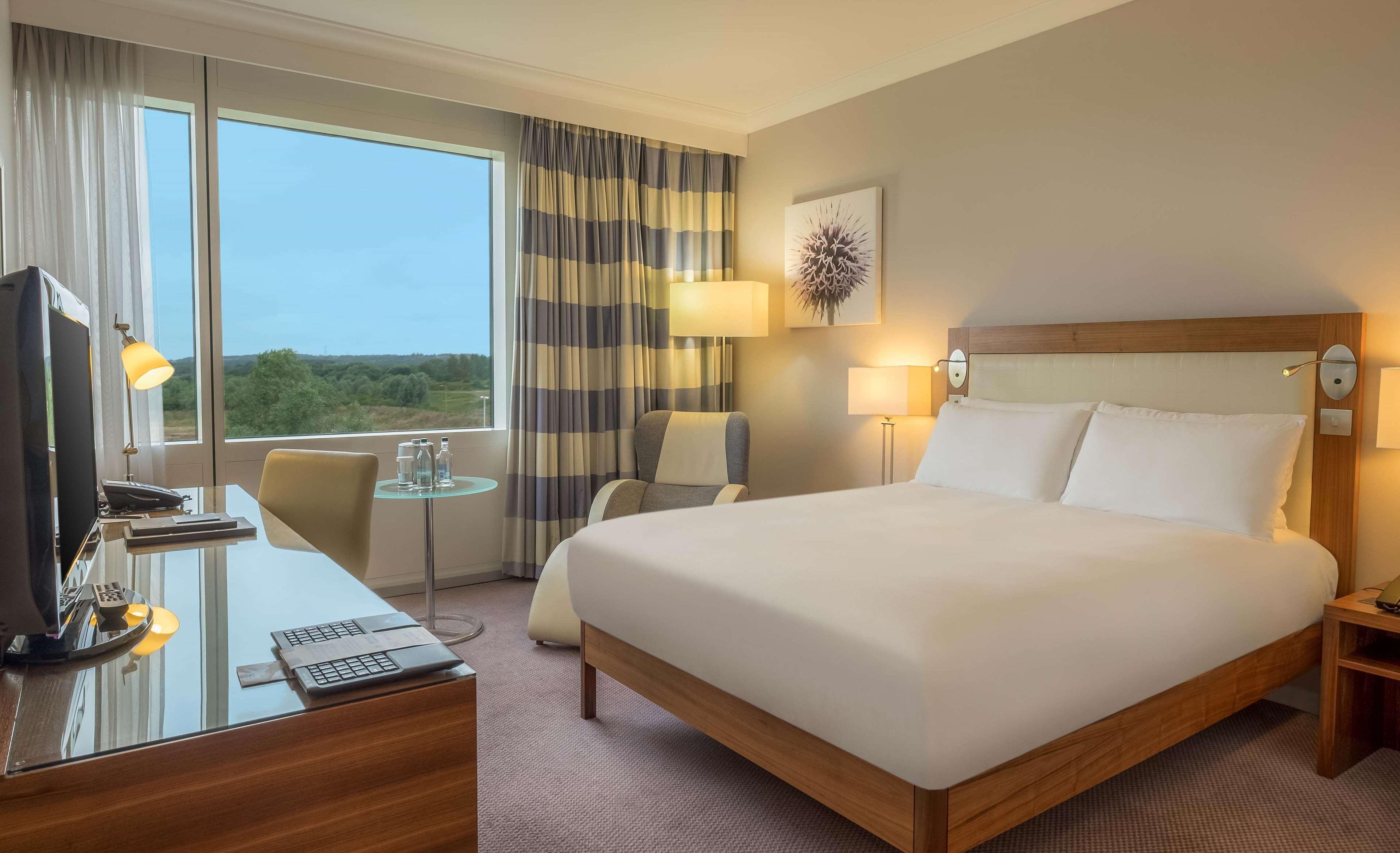 Hilton Reading Hotell Eksteriør bilde