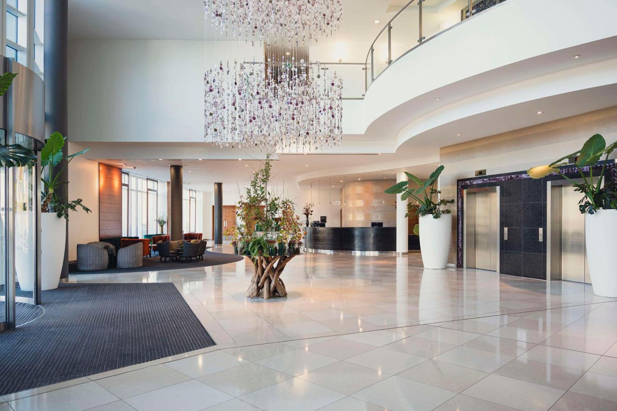 Hilton Reading Hotell Eksteriør bilde