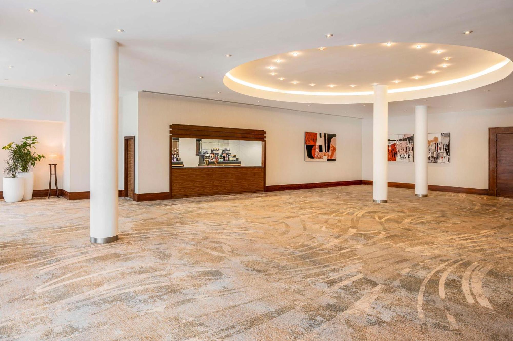 Hilton Reading Hotell Eksteriør bilde
