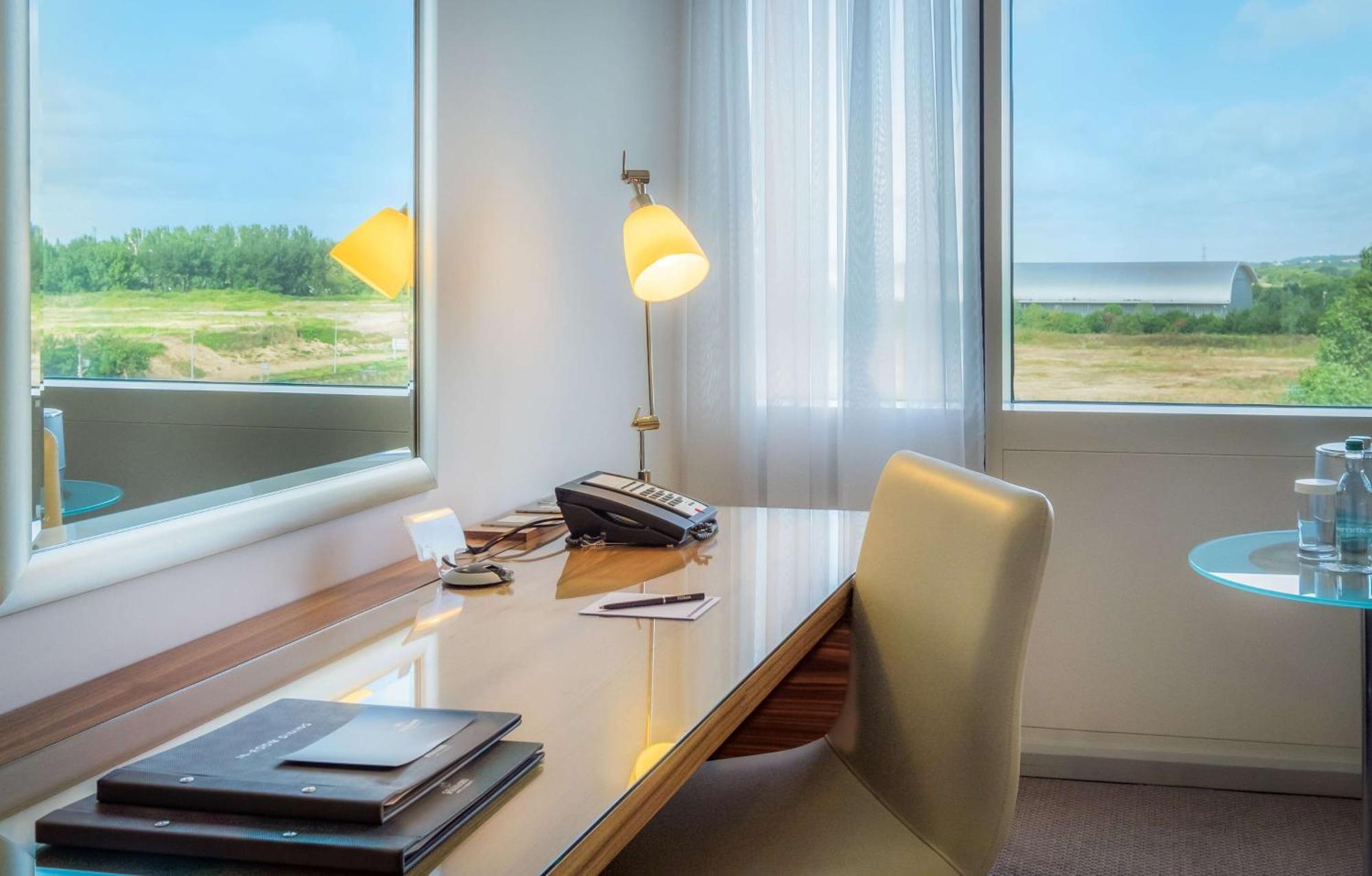 Hilton Reading Hotell Eksteriør bilde